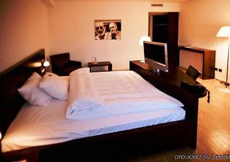 Ξενοδοχείο Altera 4*