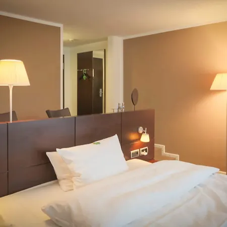 Altera Hotel 4*