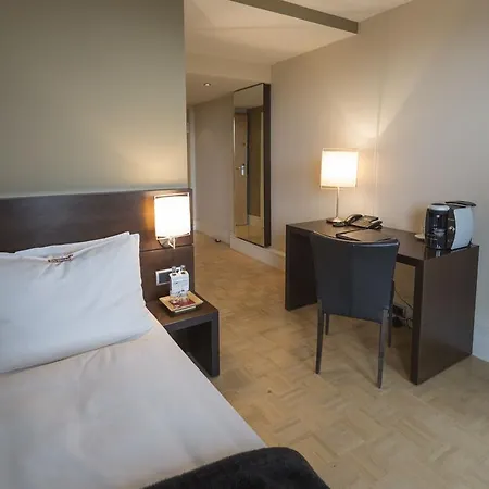 Altera Ξενοδοχείο 4*