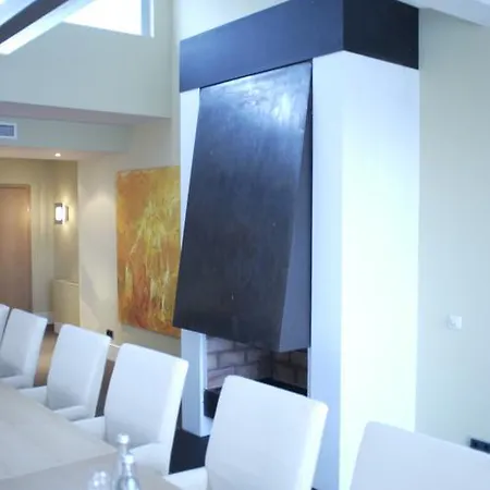 Ξενοδοχείο Altera 4*