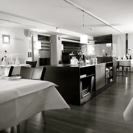 Altera Ξενοδοχείο